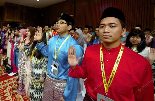 UMNO21_06122013_UMNO