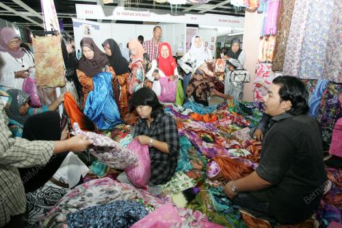 PERHIMPUNAN AGUNG UMNO KE 61