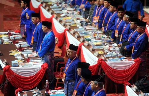 UMNO23_01122016_RASMI