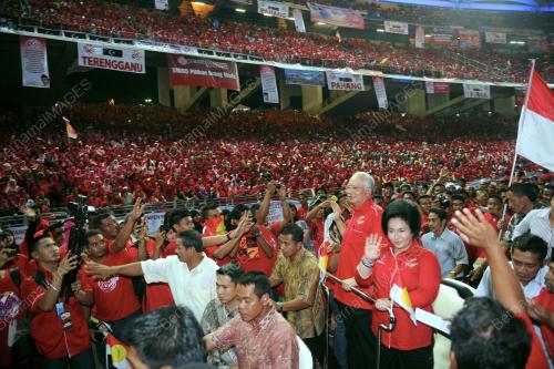 UMNO23_11052012_66_TAHUN