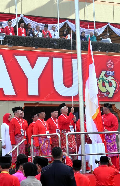 UMNO24_10122015_PM