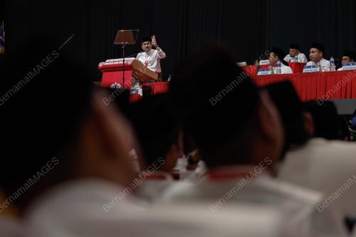 DATUK DR ASYRAF WAJDI DUSUKI