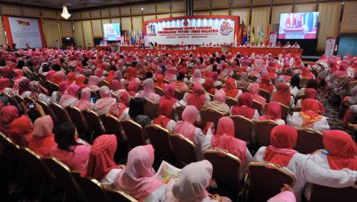UMNO25_28112012_PUTERI