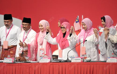 UMNO26_26112014_PUTERI
