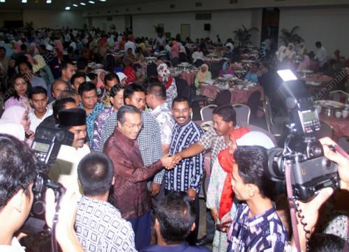 UMNO27-21_06_2001_PM-SALAM_27012016