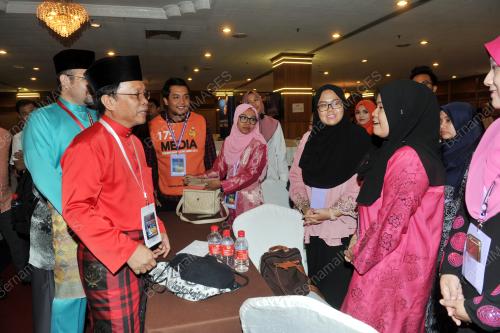 UMNO27_10122015_UMNO_UiTM
