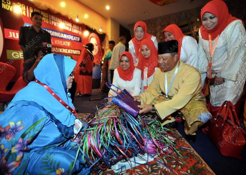 UMNO27_27112014_UMNO