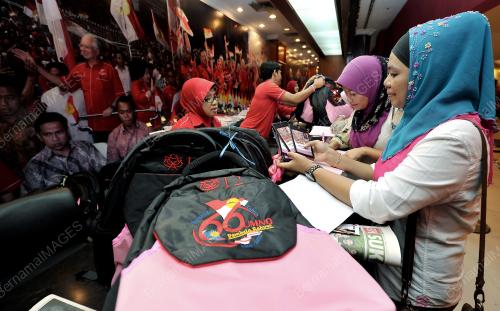 UMNO28_27112012_UMNO_2012