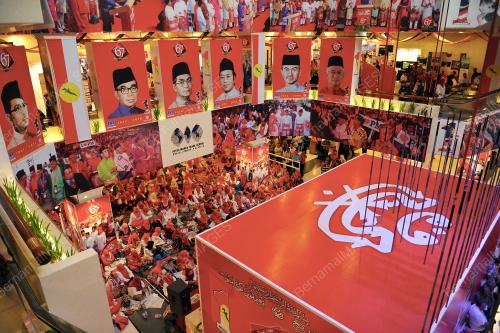 UMNO29_04122013_SAYAP