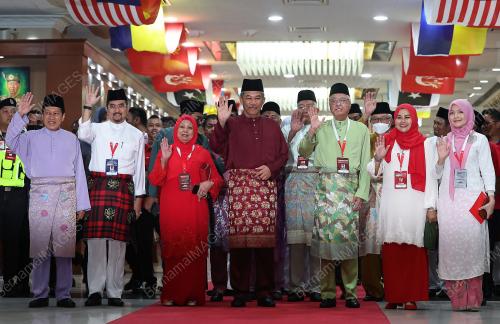 DATUK SERI MOHAMAD HASSAN