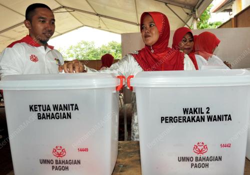 UMNO33_12102013_WANITA