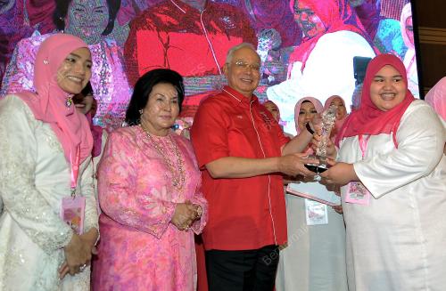 UMNO33_30112016_PUTERI