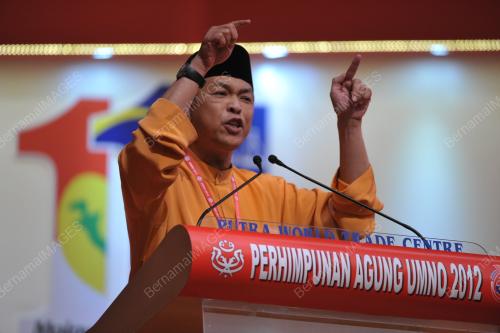 UMNO36_01122012_UMNO_12