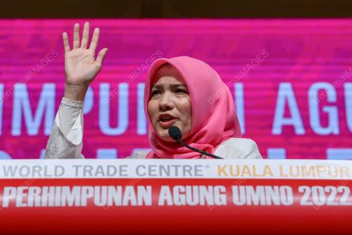 PERHIMPUNAN AGUNG PUTERI
