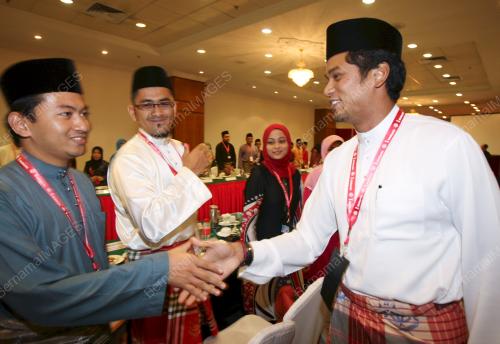 PERHIMPUNAN AGUNG UMNO KE 61