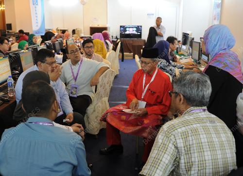 UMNO37_12122015_TOKPA