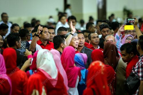 UMNO37_29112016_ZAHID_UMNO2016