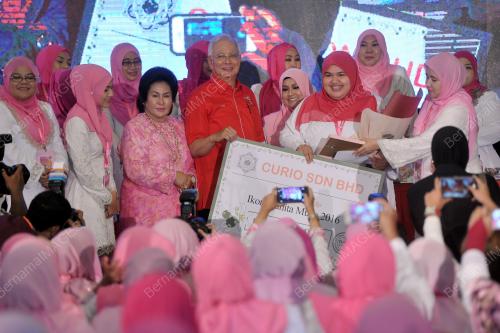 UMNO37_30112016_PUTERI