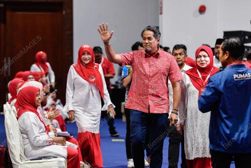 KHAIRY JAMALUDDIN