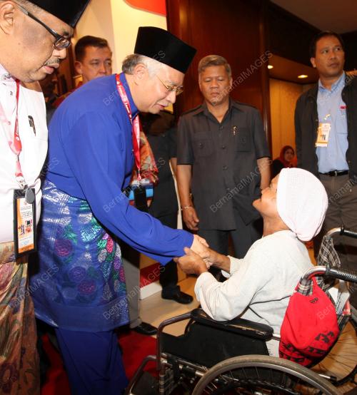 PERHIMPUNAN AGUNG UMNO KE 61