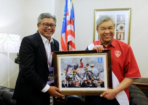 UMNO39_06122015_UMNO