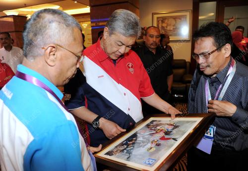 UMNO40_06122015_UMNO
