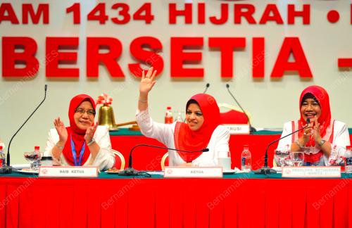UMNO40_28112012_WANITA