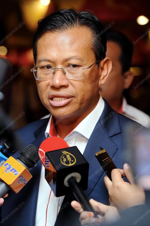 UMNO42_03122013_PM