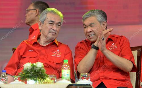 UMNO42_11052017_HARI_UMNO