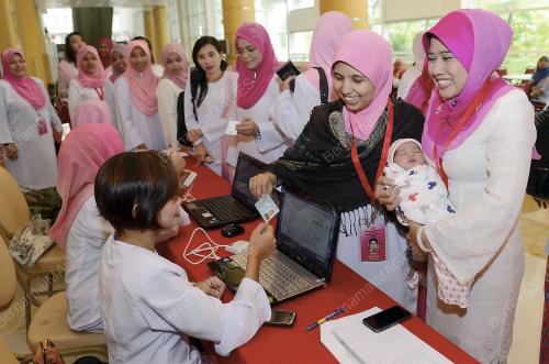 UMNO42_12102013_PUTERI