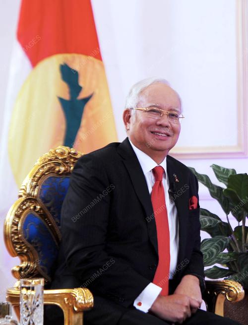 UMNO42_28112016_PM