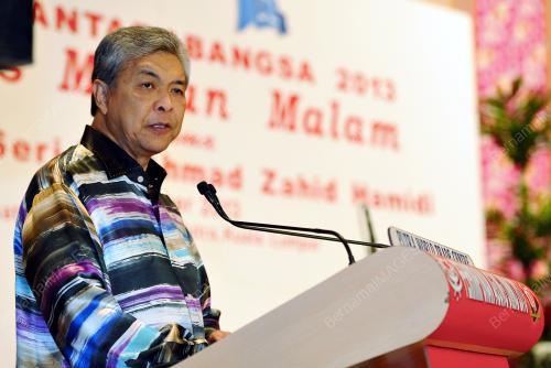 UMNO43_02122013_ZAHID