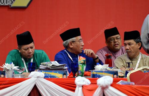 UMNO43_11122015_UMNO_MT