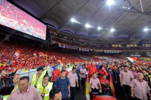 UMNO44_11052017_HARI_UMNO_BN201709053022
