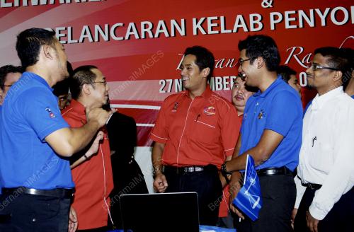 UMNO44_27112012_UMNO_2012
