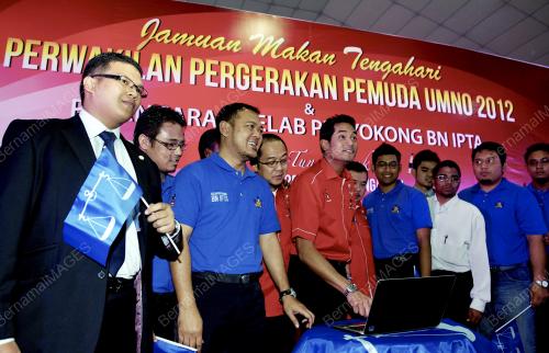 UMNO45_27112012_UMNO_2012