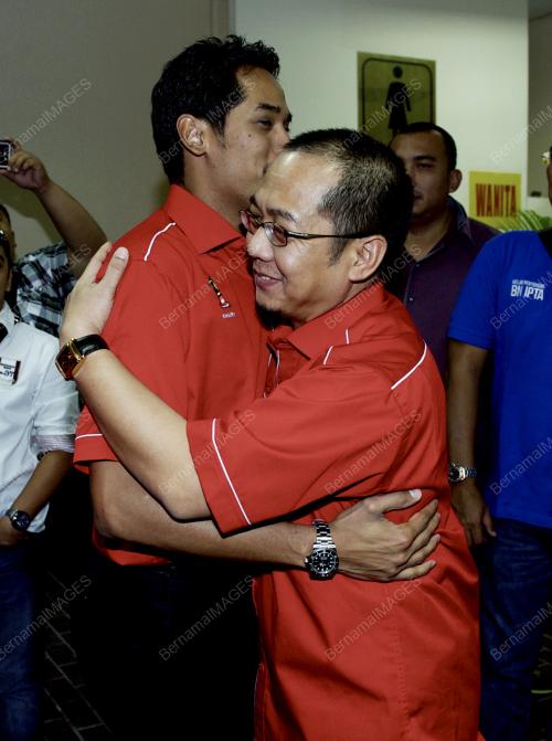UMNO46_27112012_UMNO_2012