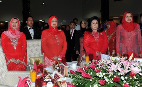 UMNO47_02122013_WANITA