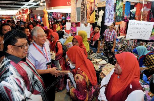 UMNO47_28112012_PM_TINJAU