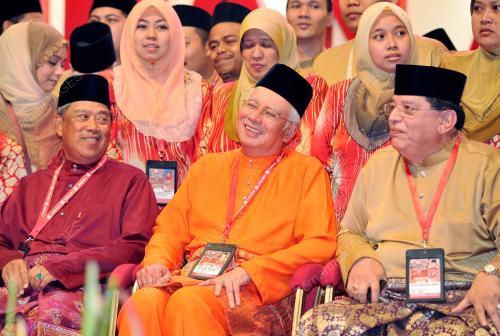 UMNO48_01122012_UMNO