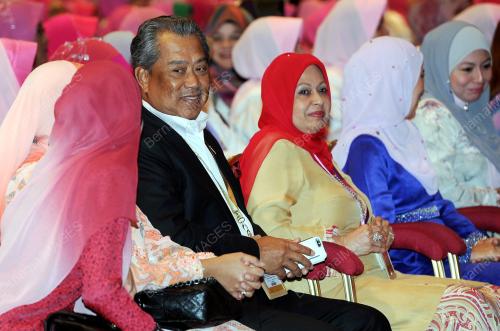 UMNO48_04122013_PUTERI