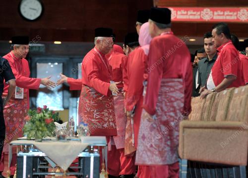 UMNO49_29112016_UMNO
