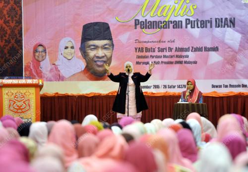 UMNO50_08122015_PAU