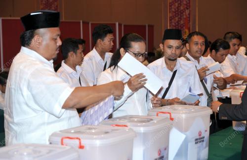 UMNO51_12102013_PEMUDA