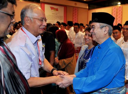 UMNO51_28112012_PM_TINJAU