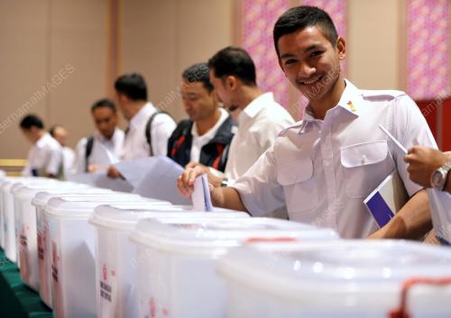 UMNO52_12102013_PEMUDA