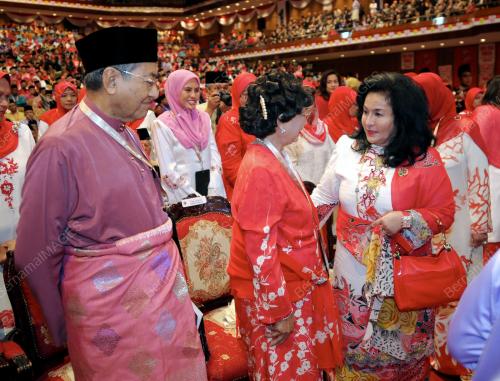 UMNO52_29112012_TUN_UMNO