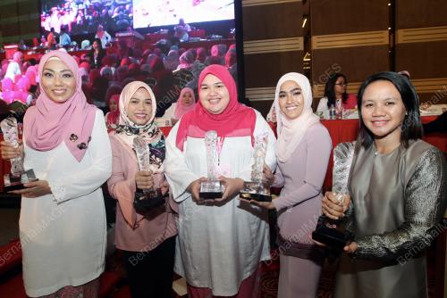 UMNO52_30112016_WANITA_UMNO
