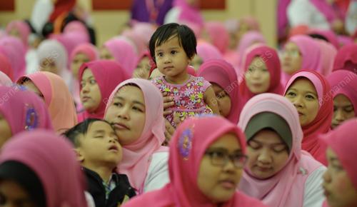 UMNO53_09122015_PUTERI