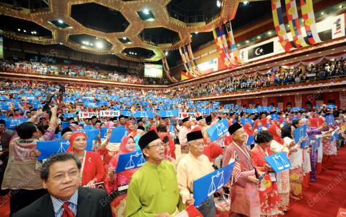 UMNO53_29112012_DEWAN